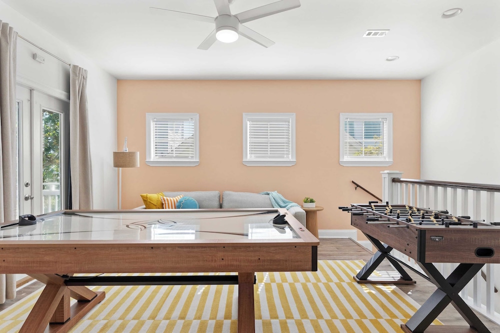 Steps to Beach! Arcade Game Room, Pool + Hot Tub Calico Scallop by Avantstay