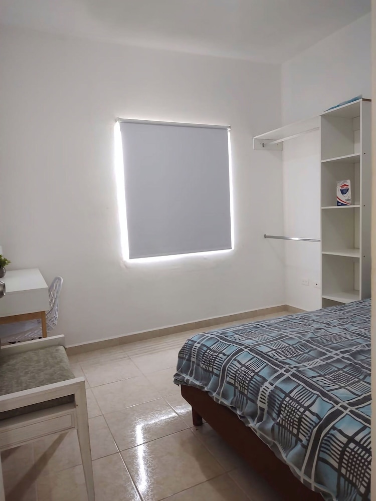 Devoted Hoestel in Cancun With Equipped Kitchen, Pool, Close to Beaches & More!