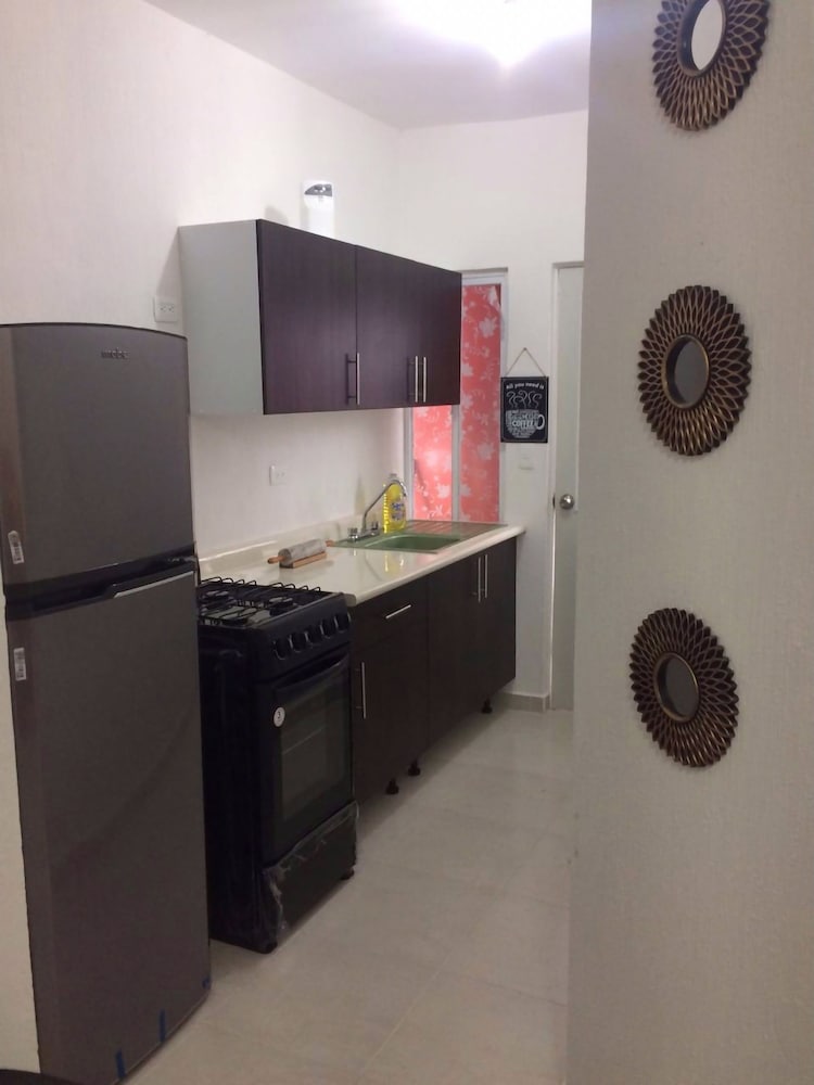 Beautiful Hoestel Near Cancun Beaches With Comfort and Security Guaranteed!