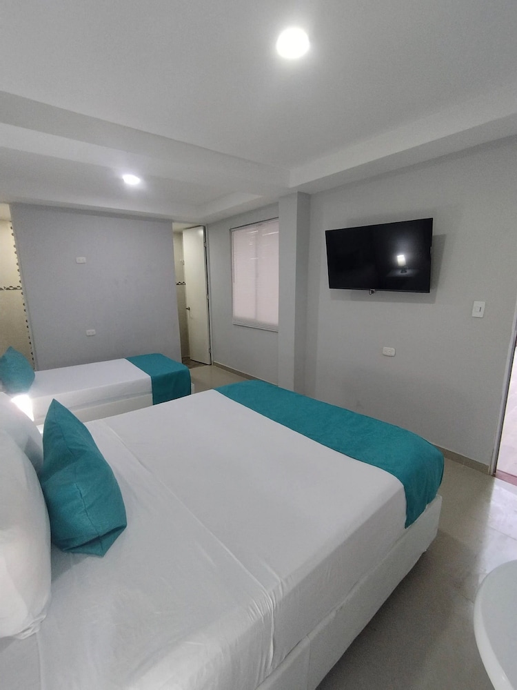 Room-bm-7 Room Near the sea With air con