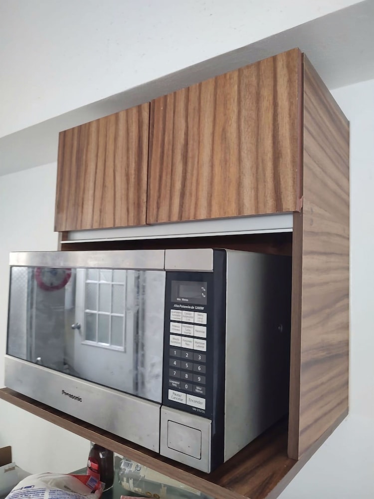 Devoted Hoestel in Cancun With Equipped Kitchen, Pool, Close to Beaches & More!