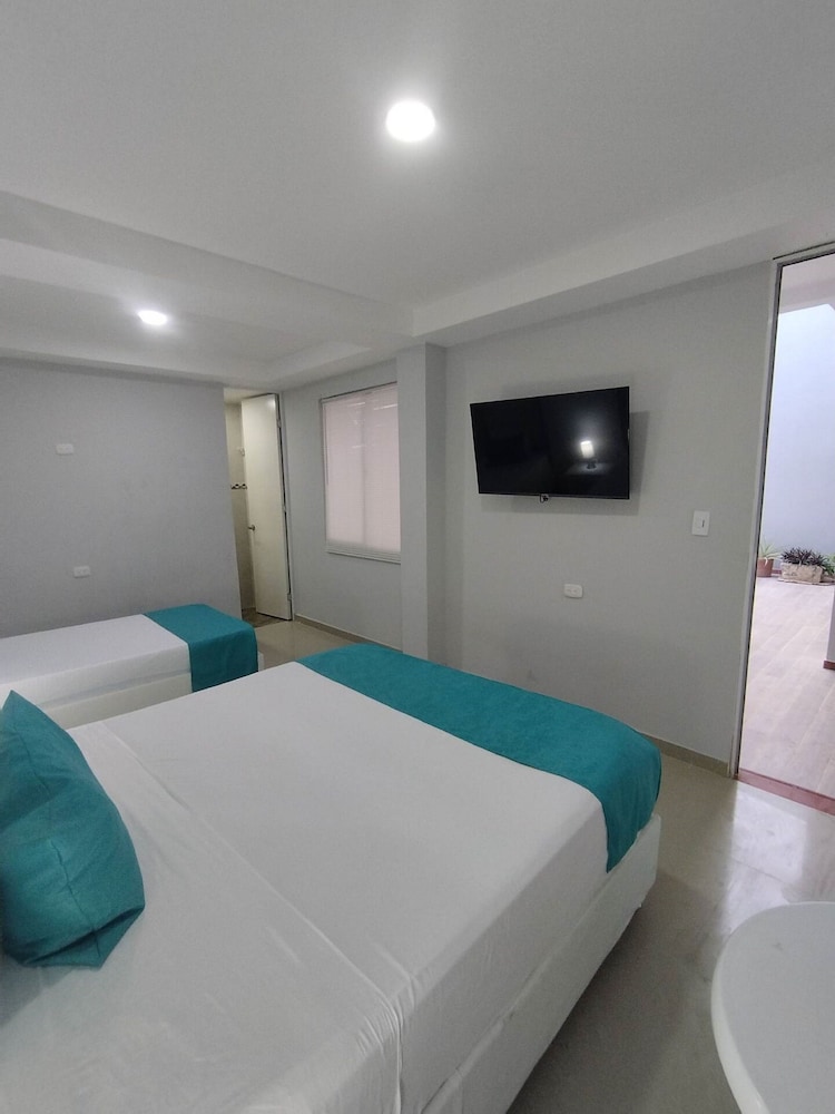 Room-bm-7 Room Near the sea With air con