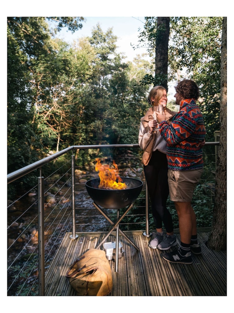RiverBeds Lodges with Hot Tubs