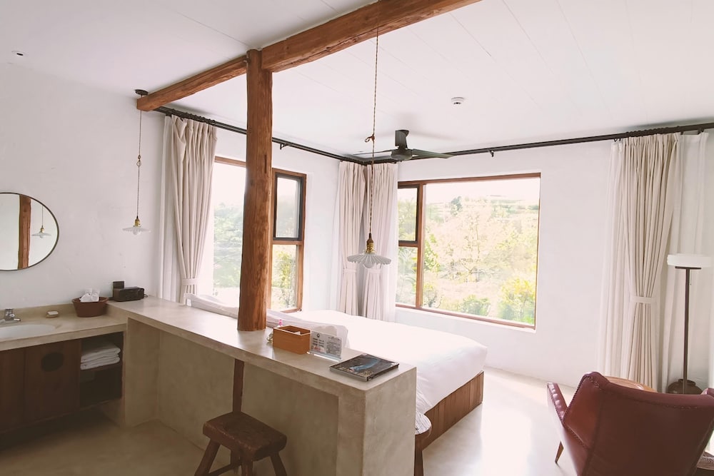 Cipo Qiandaohu Lake Holiday Homestay