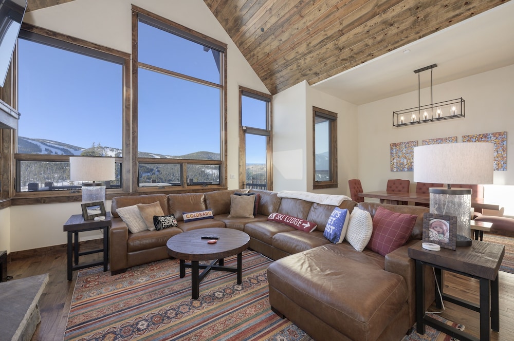Summit Place At Lakota 4 Bedroom Townhouse by RedAwning - Property Image 26