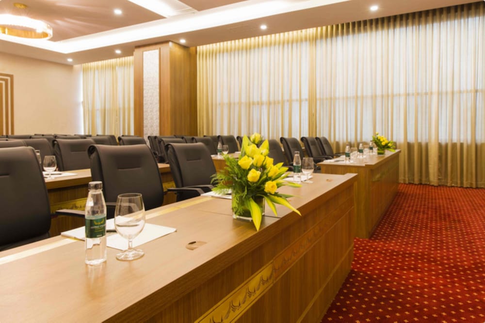 meeting & event spaces