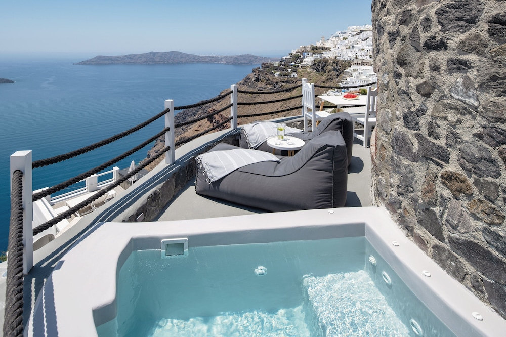 Windmill Luxury Villa