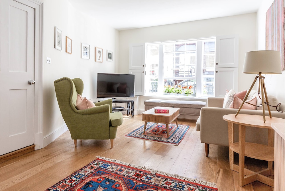 Linhope Street by Onefinestay