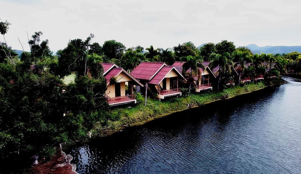 Khao Yai Lake Hill Resort view 4
