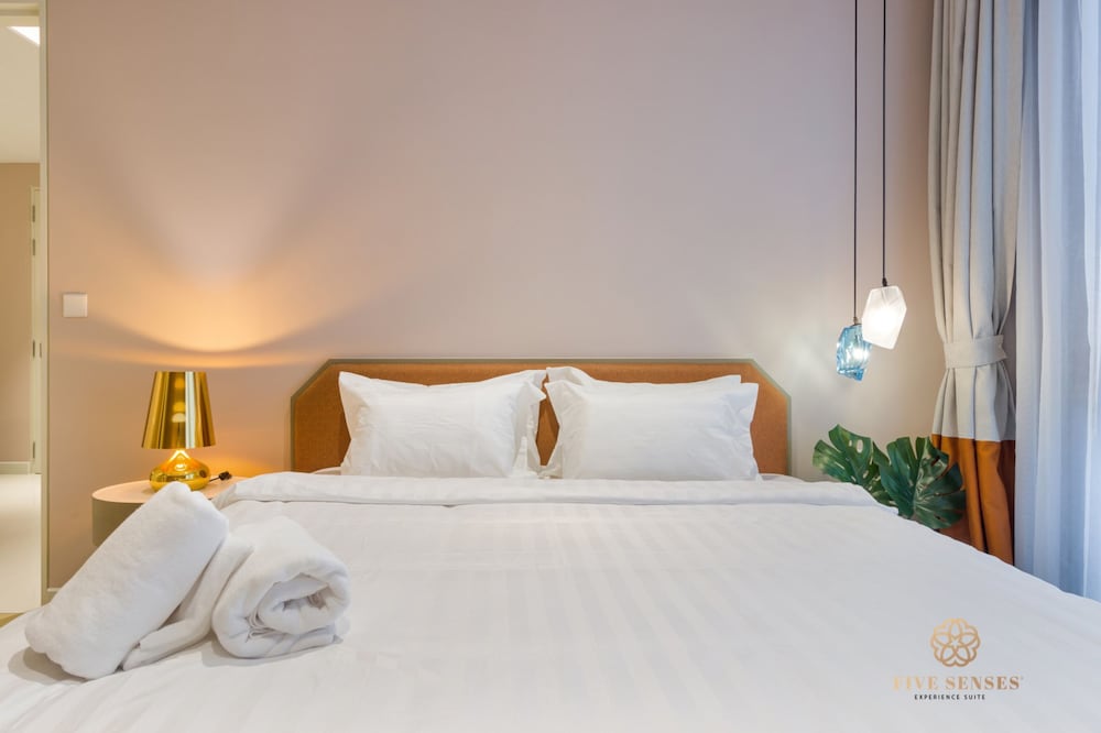 ViiA Residences in KL Eco City, Five Senses