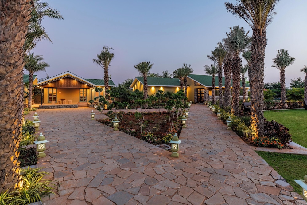 Merriment Luxury Resort & Private Pool Villa, Abu Road