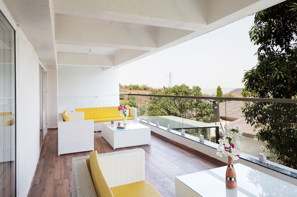 Red Door Villa by Shiloh Stays Igatpuri