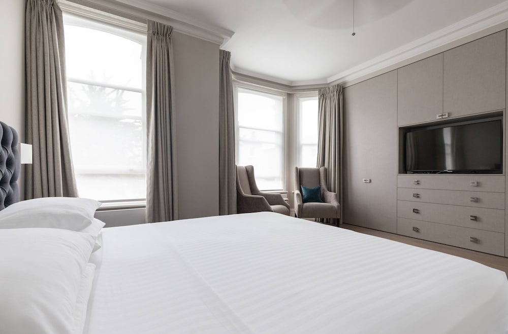 Fentiman Road II by Onefinestay