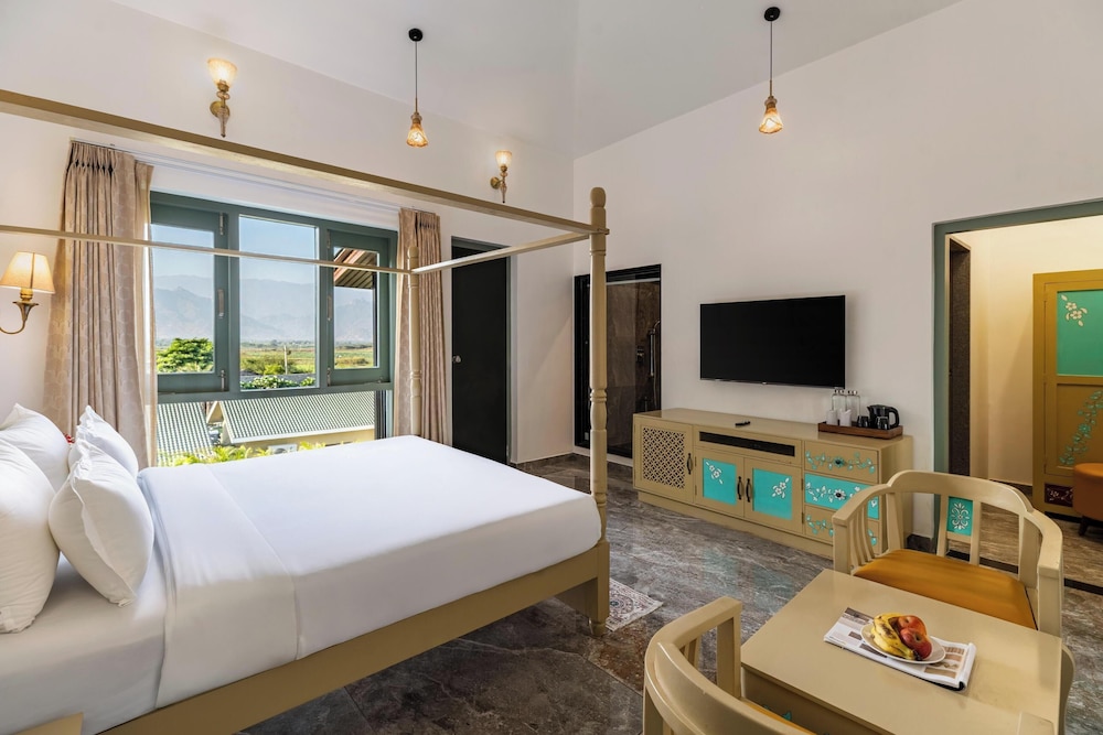 Merriment Luxury Resort & Private Pool Villa, Abu Road