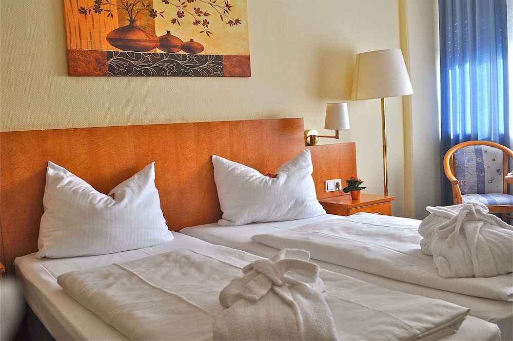 Frankfurt Vacations - Savoy Hotel Frankfurt - Property Image 36