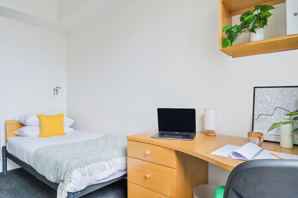 Student Only AXO Waterloo