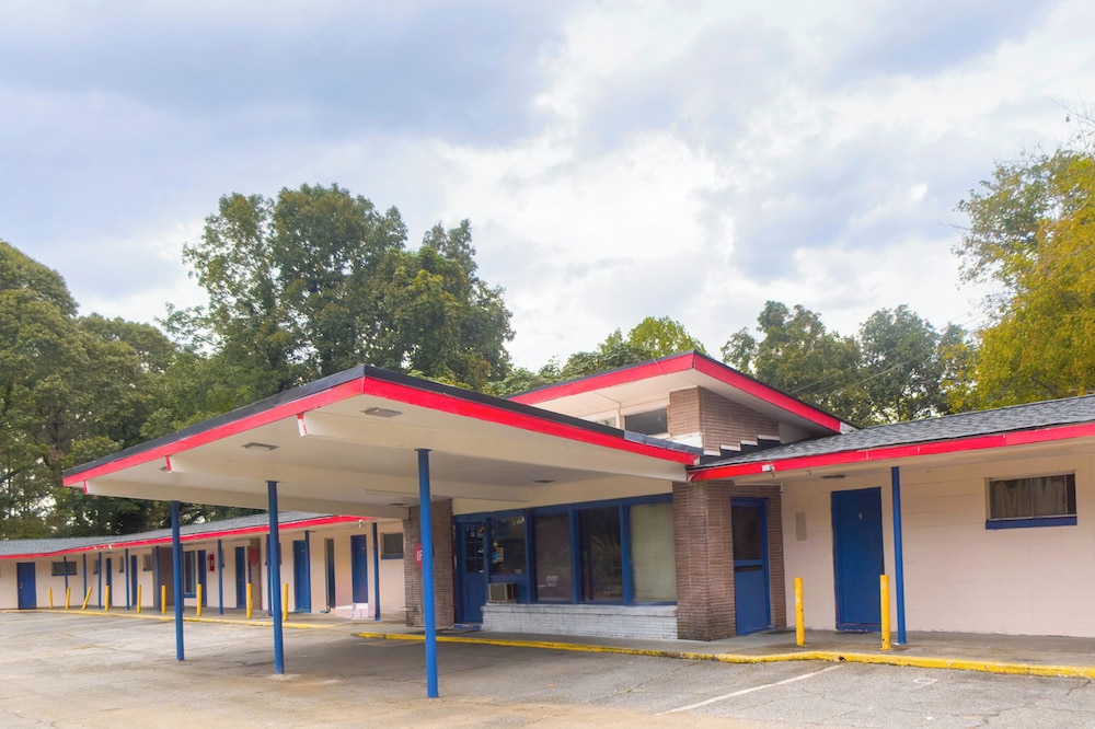 Hotel O Heart of Dixie Dadeville AL HWY 280