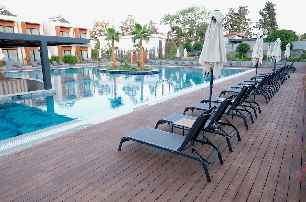 Celeste Bella Luxury Hotel & Spa - Image 7