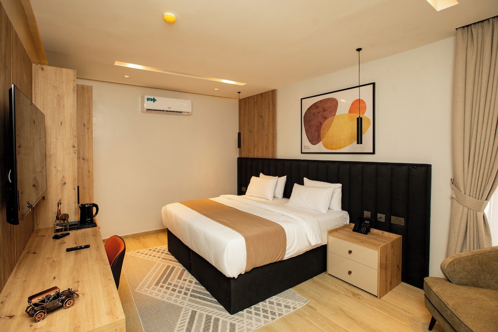 Abuja Vacations - Stay And Homely - Property Image 4