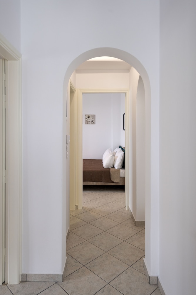 Parian Charming 3bedroom Home view 2