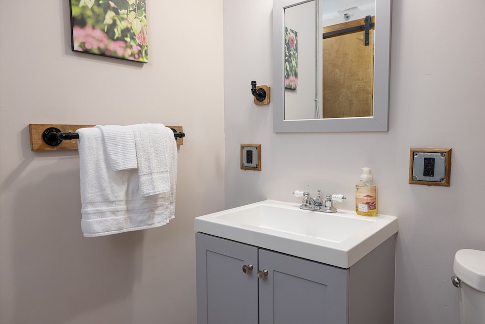 Hartwell Suites - Property Image 35