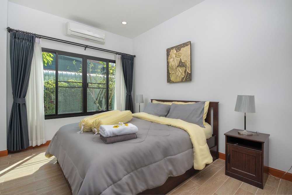 The garden pool villa resort at doisaket