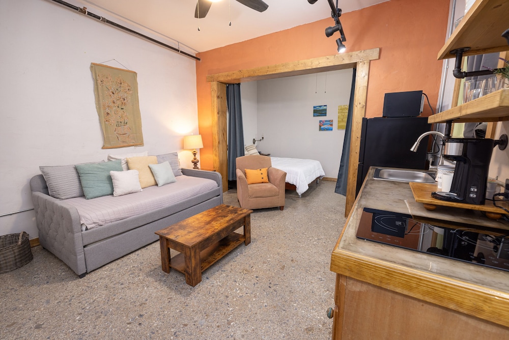 Hartwell Suites - Property Image 43