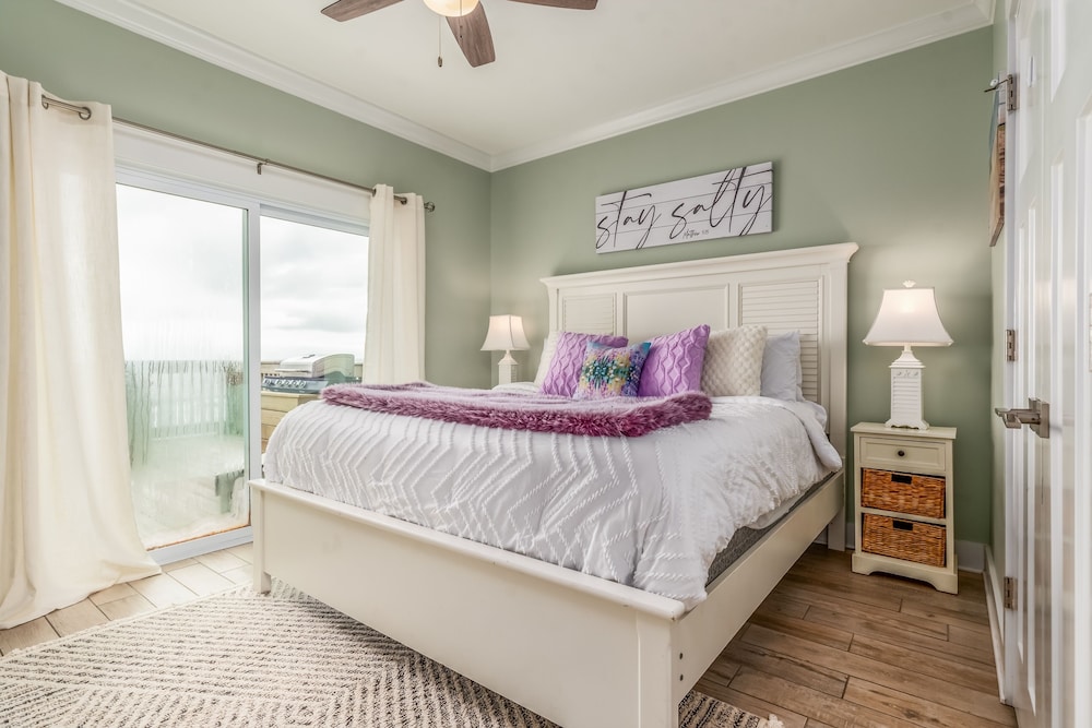 Still Waters - 2415 Bienville Blvd 4 Bedroom Home