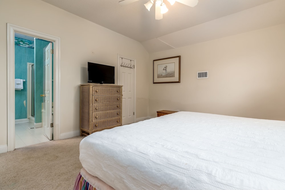 Dunes East - 330 Audubon Unit B 3 Bedroom Home by RedAwning view 2