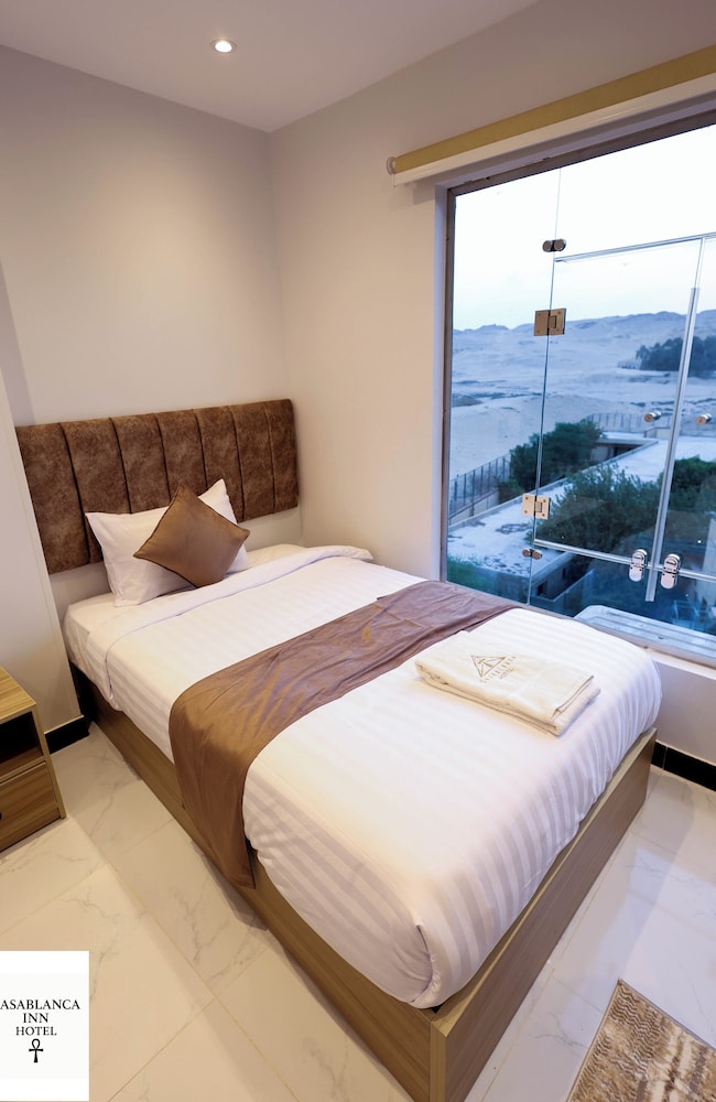 Casablanca Pyramids Inn