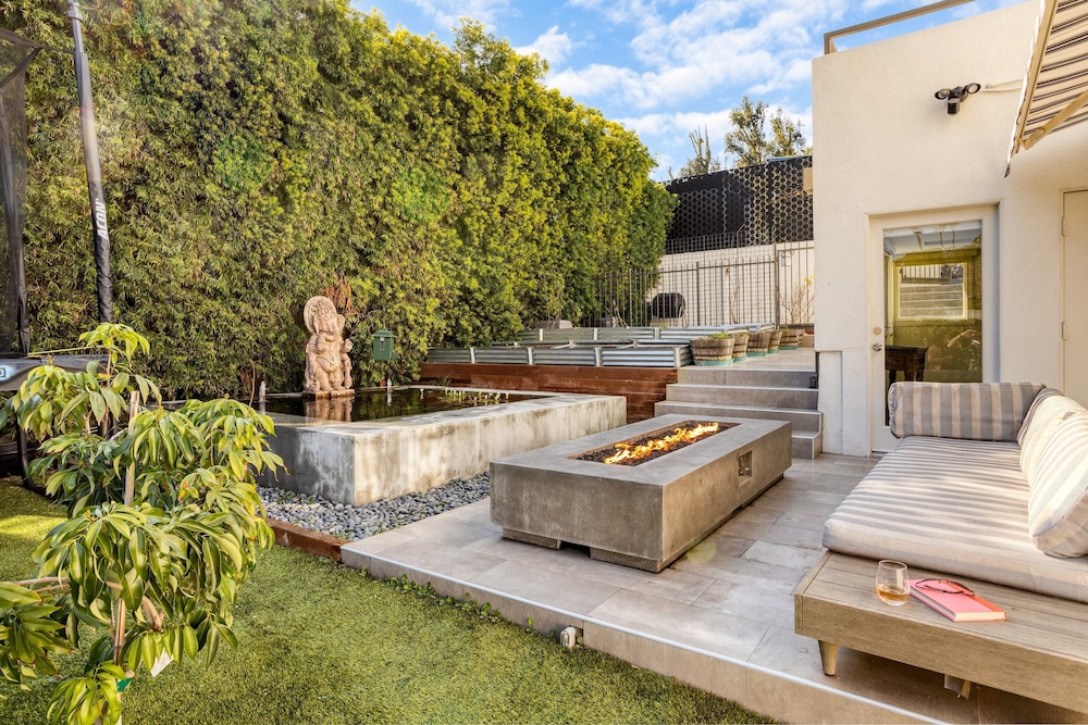 Valentino by Avantstay Luxury Hollywood Mansion