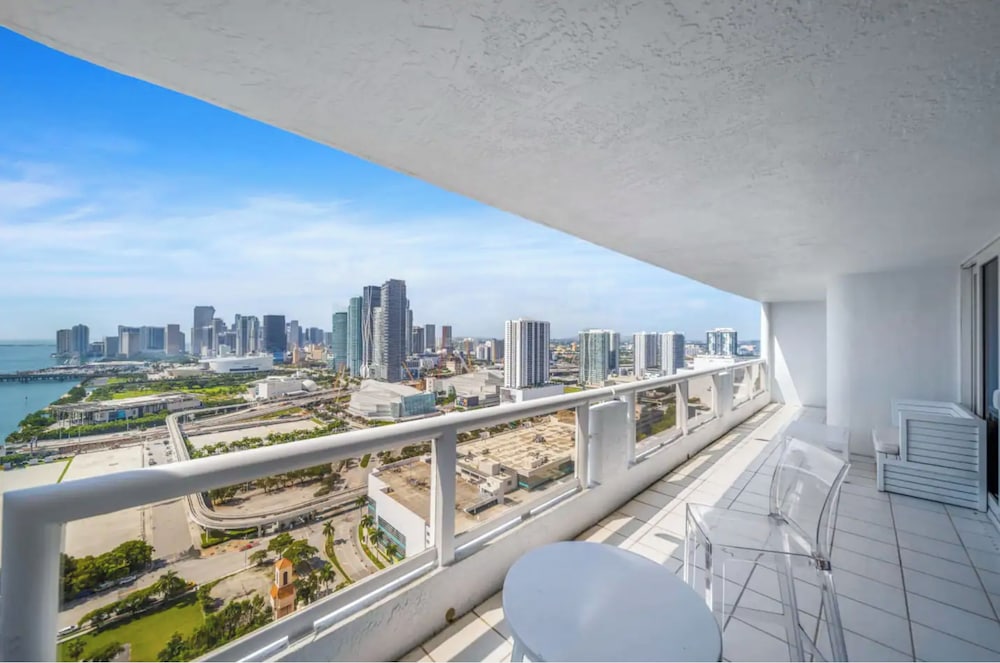 The Grand Biscayne Bay