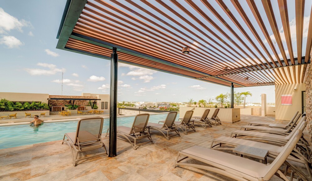 Syrena Living Condos
