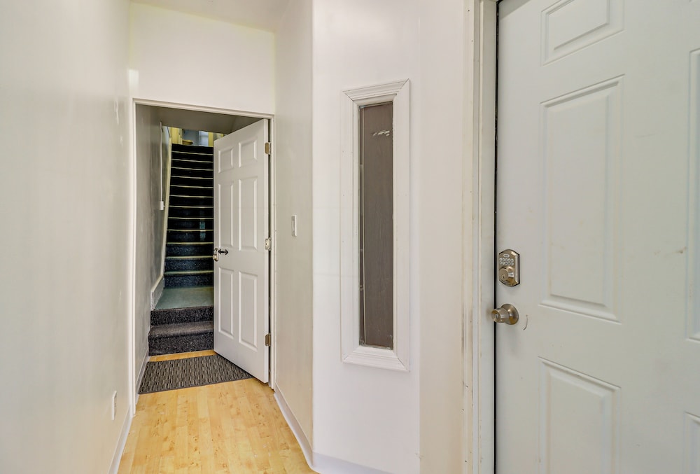 Walkable Abode in Stroudsburg's Business District!