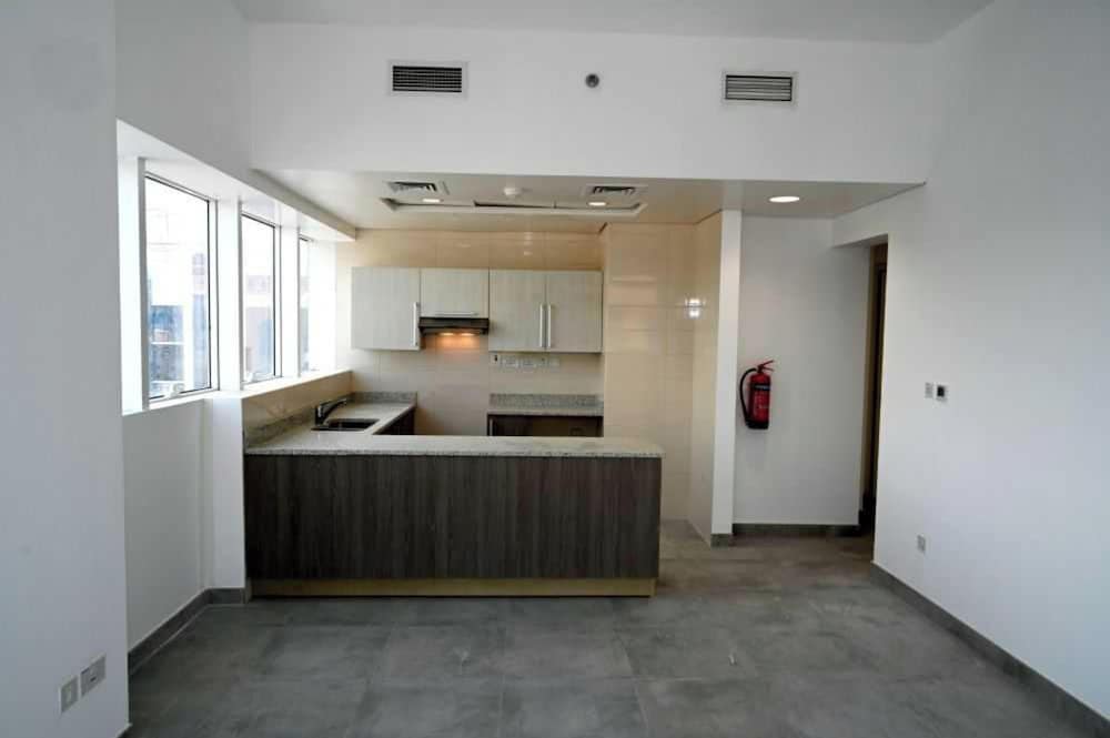 Cozy 1 BHK Apartment in Palette Tower in Tourist Club Area