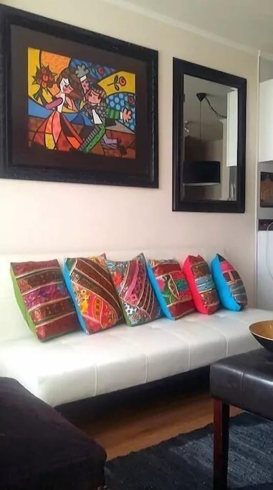 Altos Alameda apartments