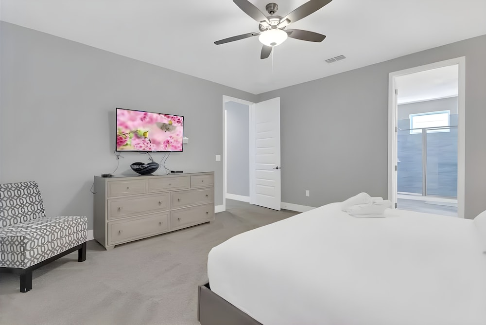 Go 34 Encore Resort in Kissimmee