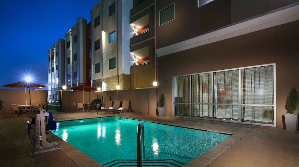 Best Western Plus Executive Residency Baytown