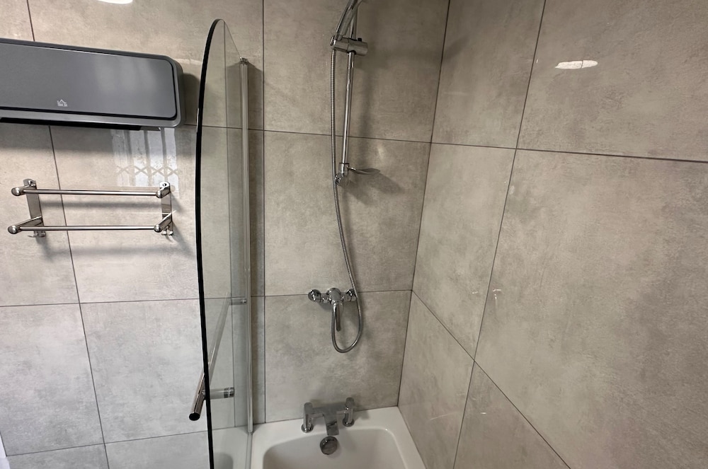 Apartment - Sleeps 4 - City Base - District Line