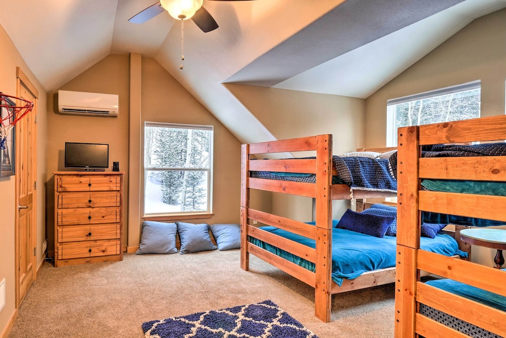 Mountain Cabin: 15 Mi to Breckenridge Ski Resort! view 5
