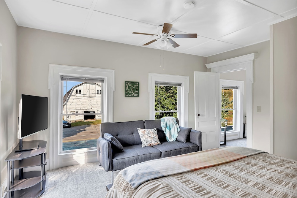 Renovated 1800s Brick Farmhouse in Granville