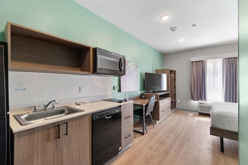 Echo Suites Extended Stay by Wyndham Fort Worth Alliance