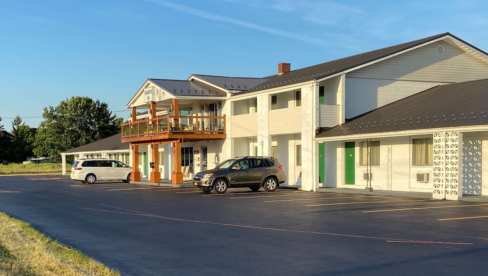 Rodeway Inn Manchester I-90