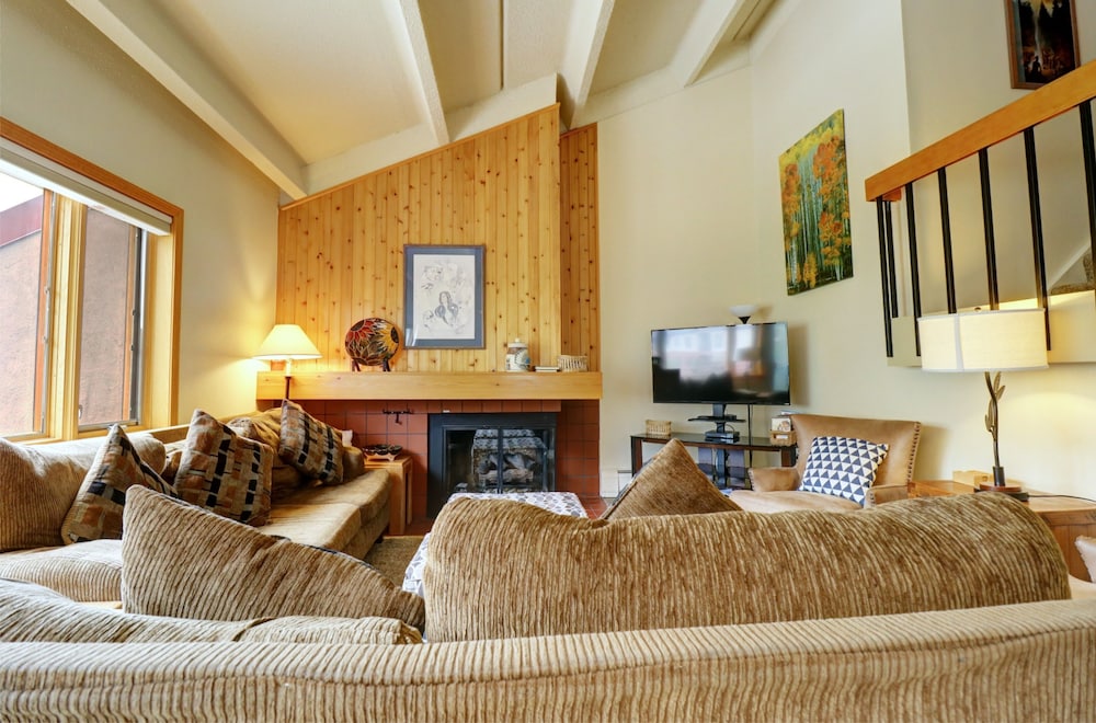 SkyRun - Copper Mountain Resort Vacation Condos
