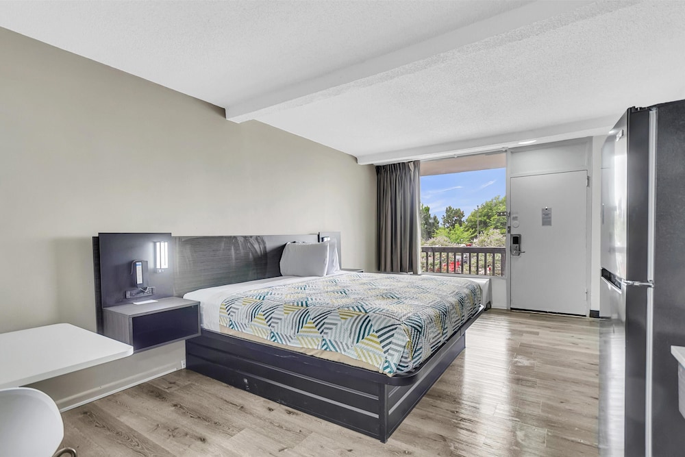 Studio 6 Summerville, SC – Charleston
