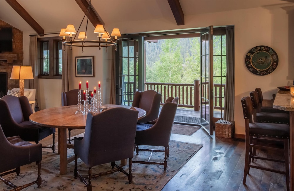 The Cabins At Snake River Sporting Club