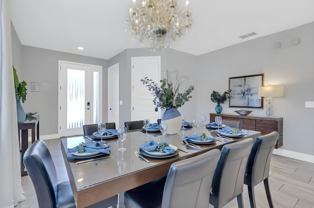 Go 34 Encore Resort in Kissimmee