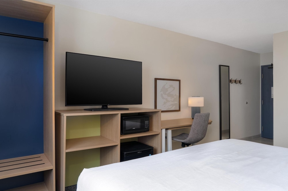 Spark By Hilton Carlisle South