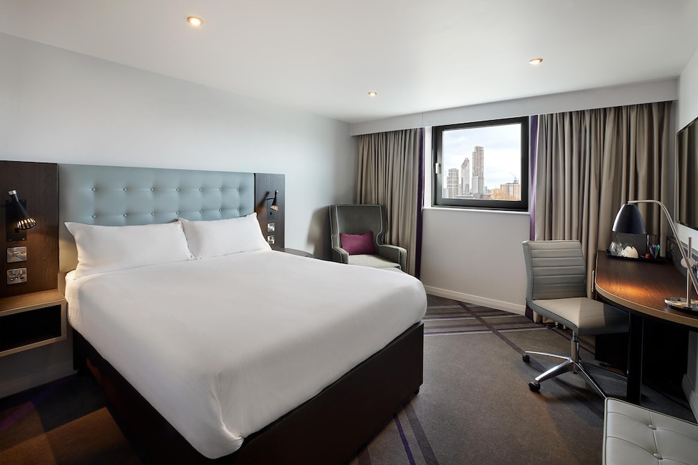 Premier Inn Christchurch West