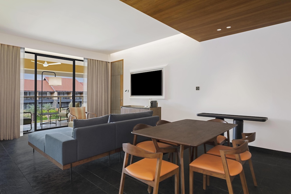 Hilton Hyderabad Genome Valley Resort & Spa